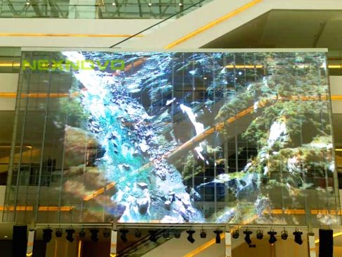 北京房山中粮万科长阳半岛商场中庭透明LED显示屏项目