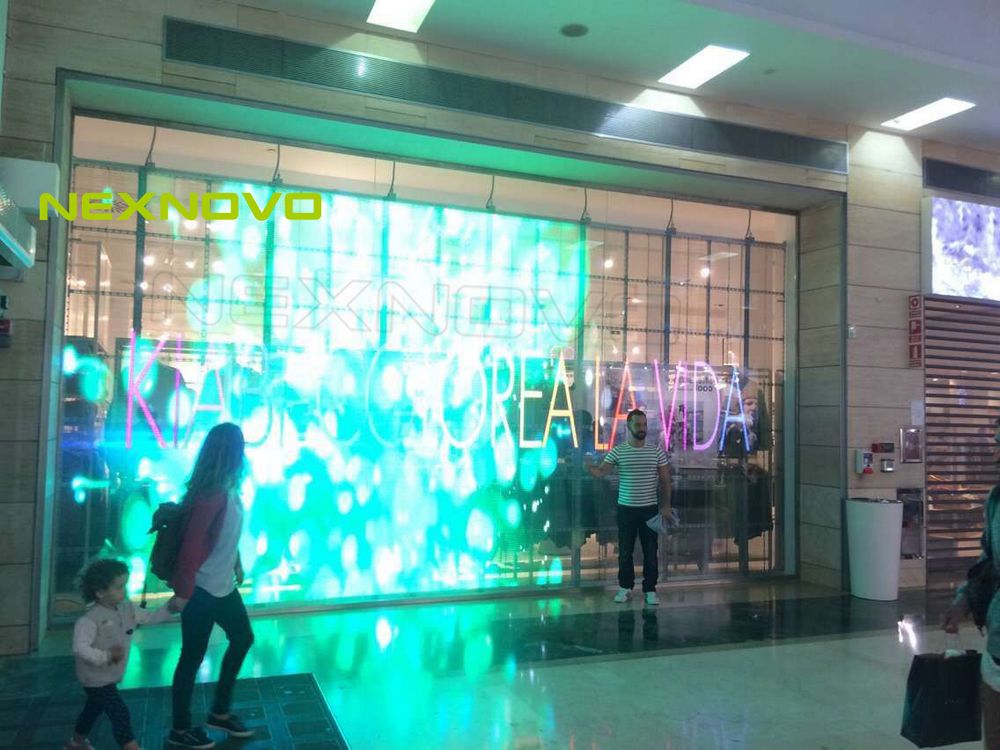 西班牙KIABI旗舰店橱窗透明LED屏(图5)
