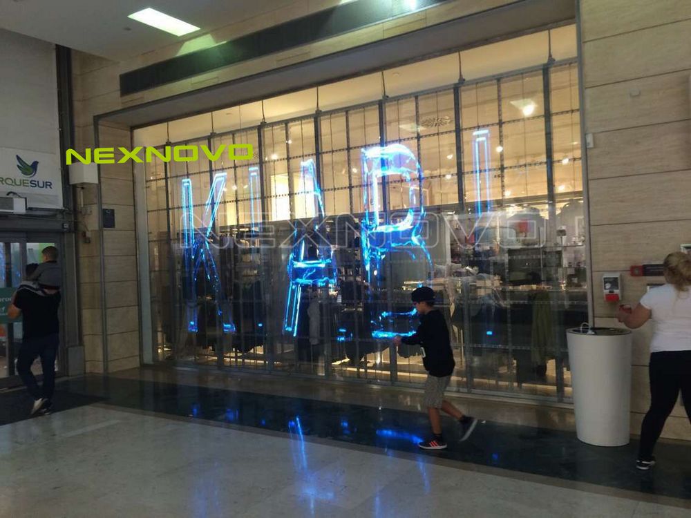 西班牙KIABI旗舰店橱窗透明LED屏(图6)