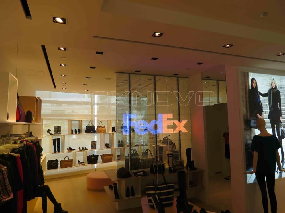 香港中环金融中心IFC商场透明LED橱窗屏项目