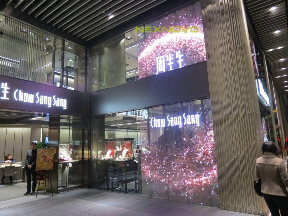 香港尖沙咀周生生珠宝店透明LED显示屏(图2)