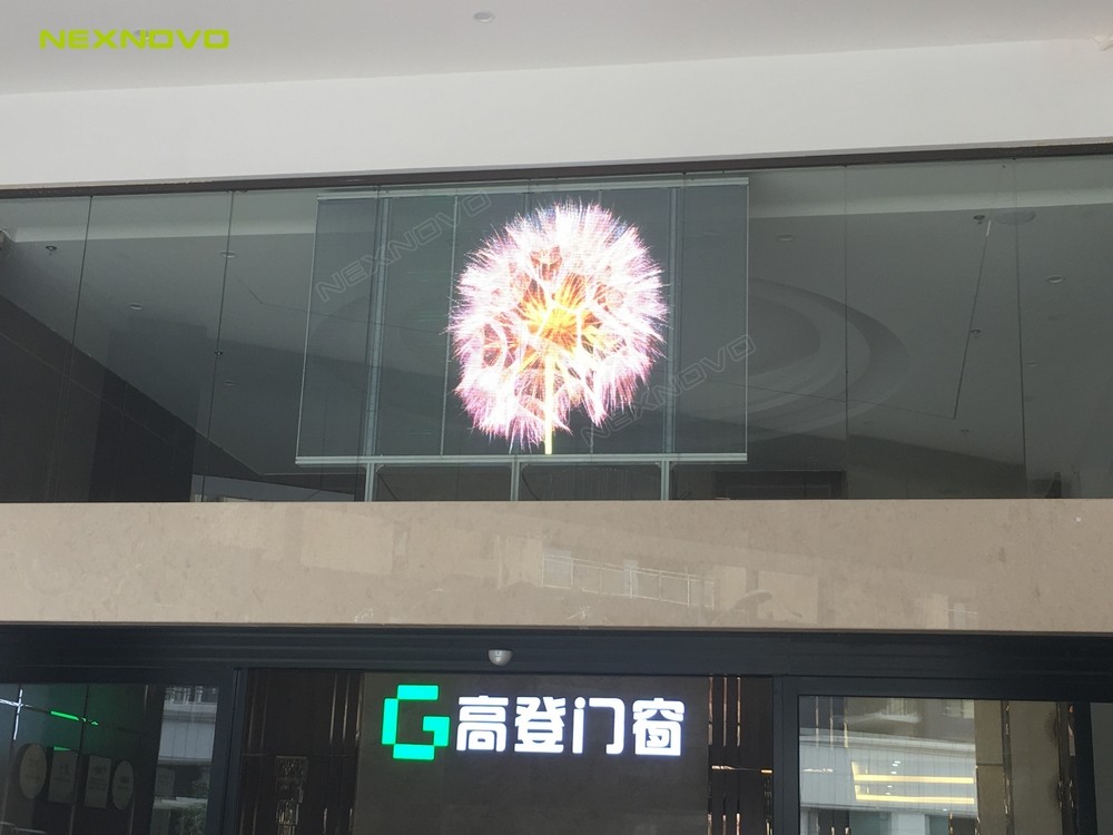 贵州汇悦湾门店透明LED显示屏项目(图2)