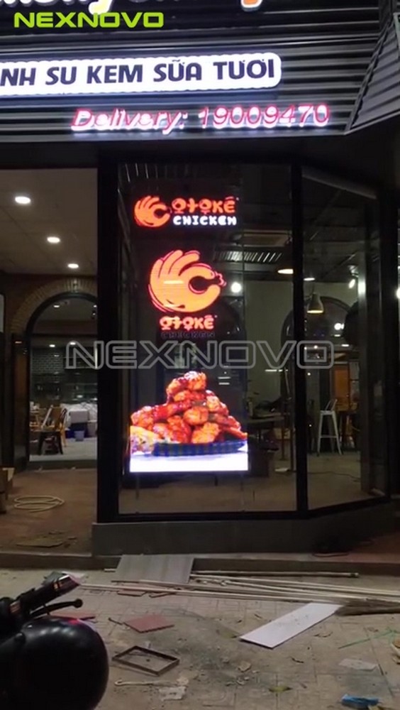 越南Otoke Chicken餐饮透明LED显示屏项目(图6)
