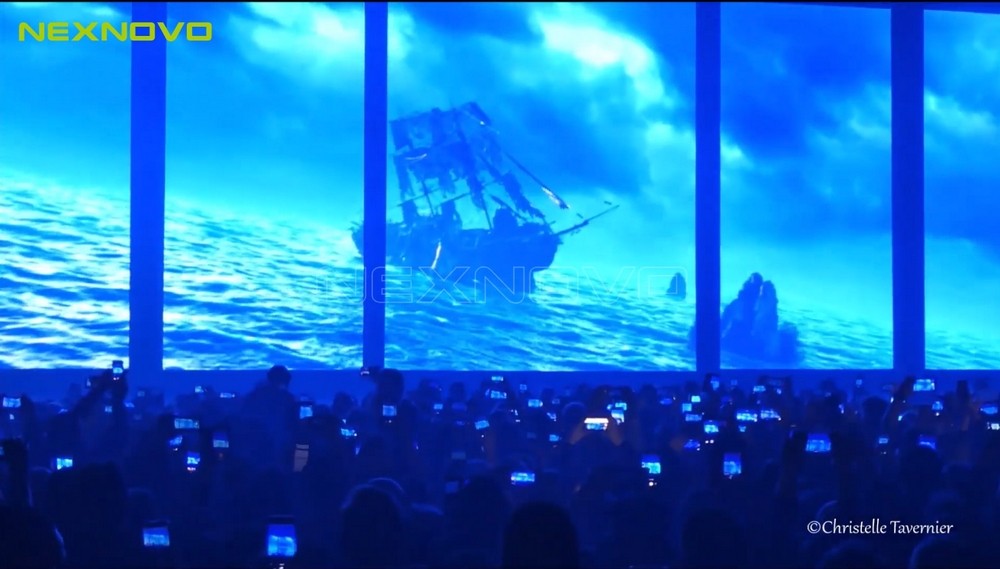法国SOPRANO巡回演唱会透明LED显示屏项目(图1)
