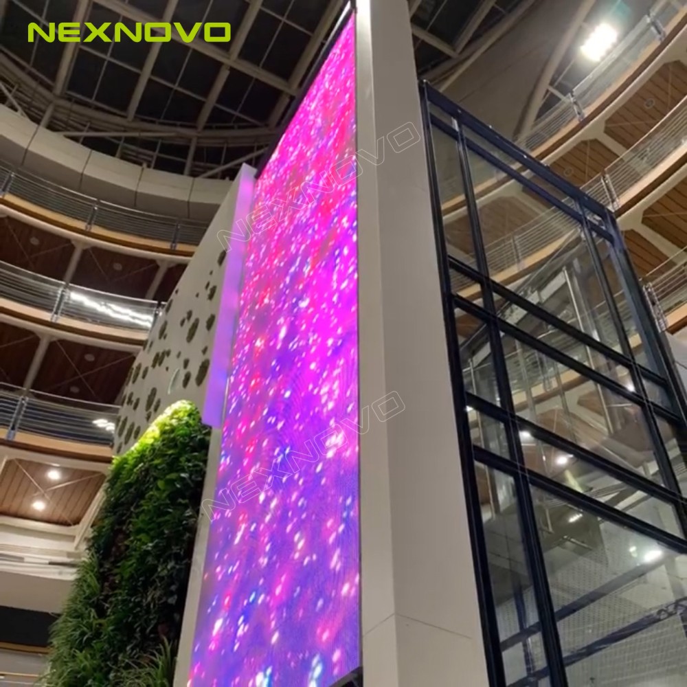卢森堡商业中心透明LED电梯屏(图1)