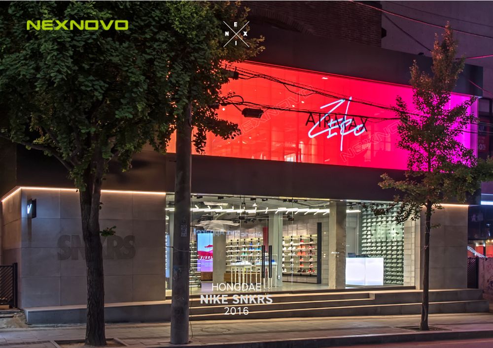 韩国NIKE旗舰店透明LED显示屏项目(图4)
