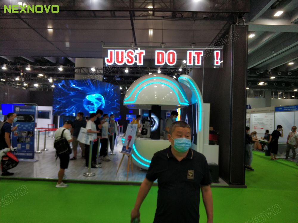 亚洲数字展览展示博览会NT睛屏系列LED玻璃导示屏项目(图2)